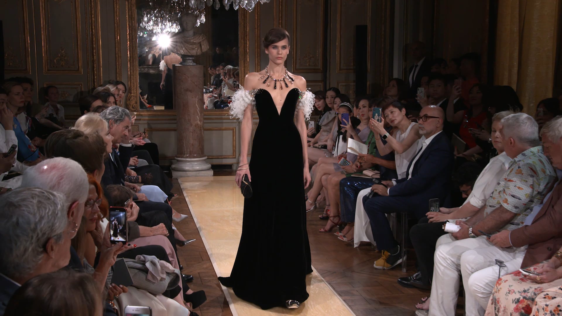 armani prive haute couture paris fashion week